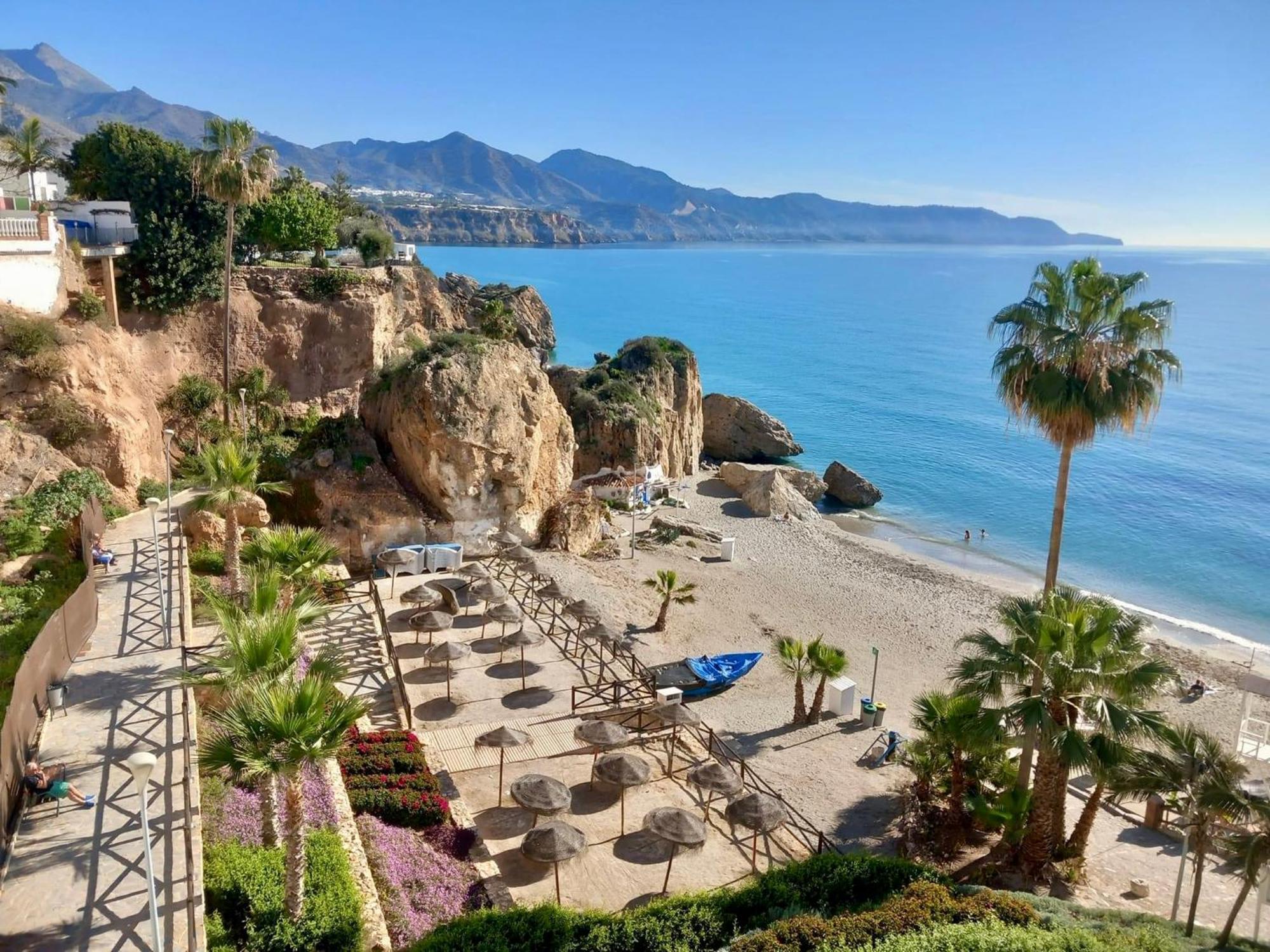 Edf. 4 Caminos Apartment Nerja Exterior photo